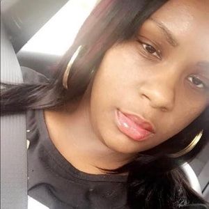 Meet your Posher, Taquita